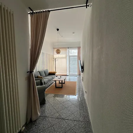In Bahnhofs- Und Innenstadtnaehe Cottbus